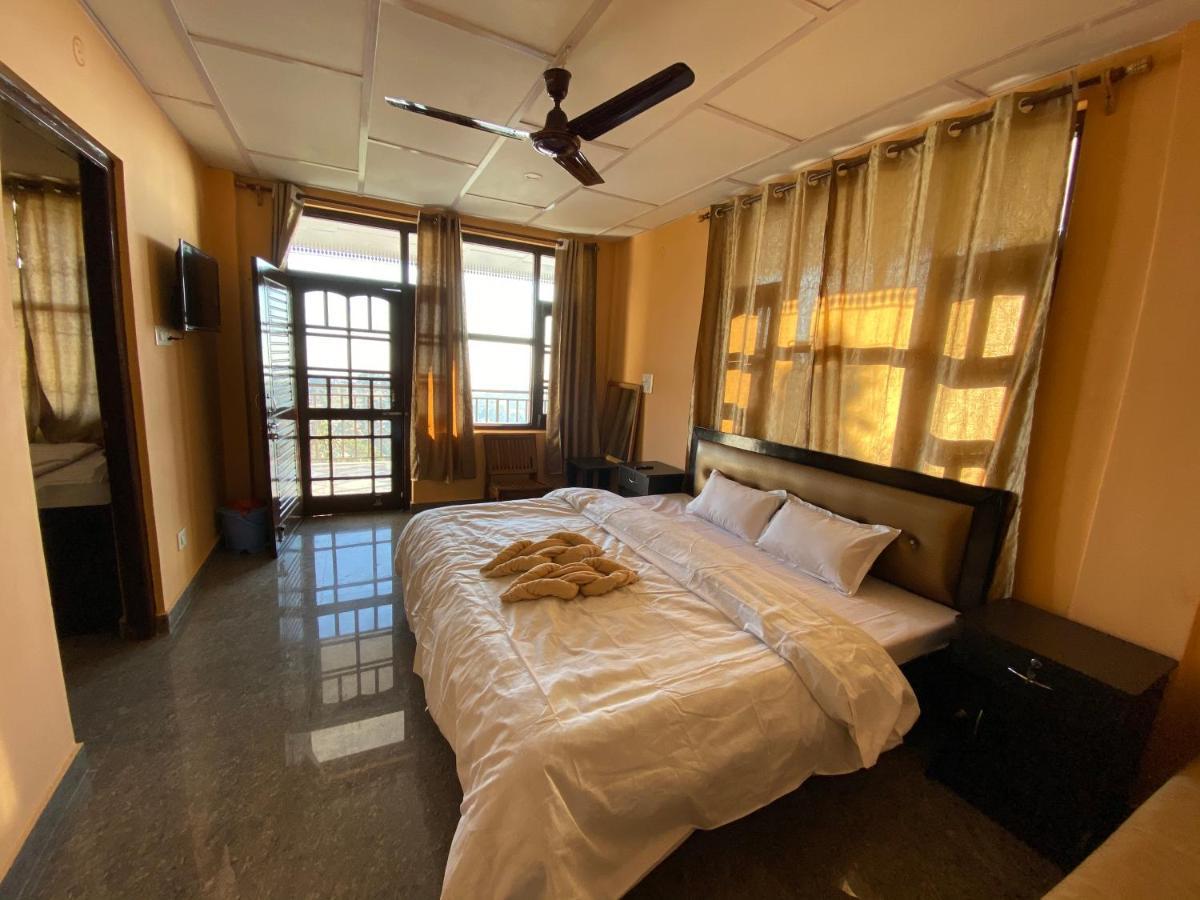 Redeem Cafe & Homestay McLeod Ganj Exterior photo